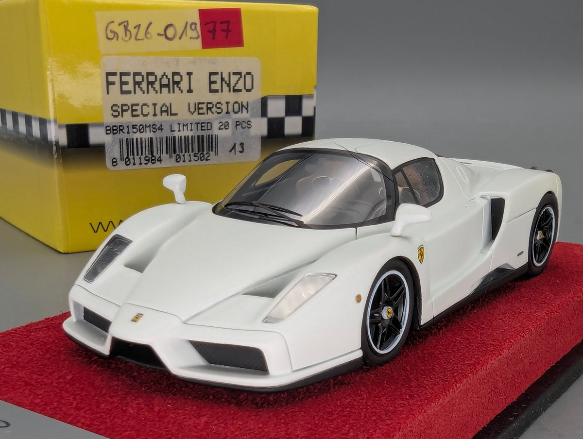 Modellautos 1:43 BBR Ferrari Enzo Special Version Ltd 13/20 mit Vitrine und OVP