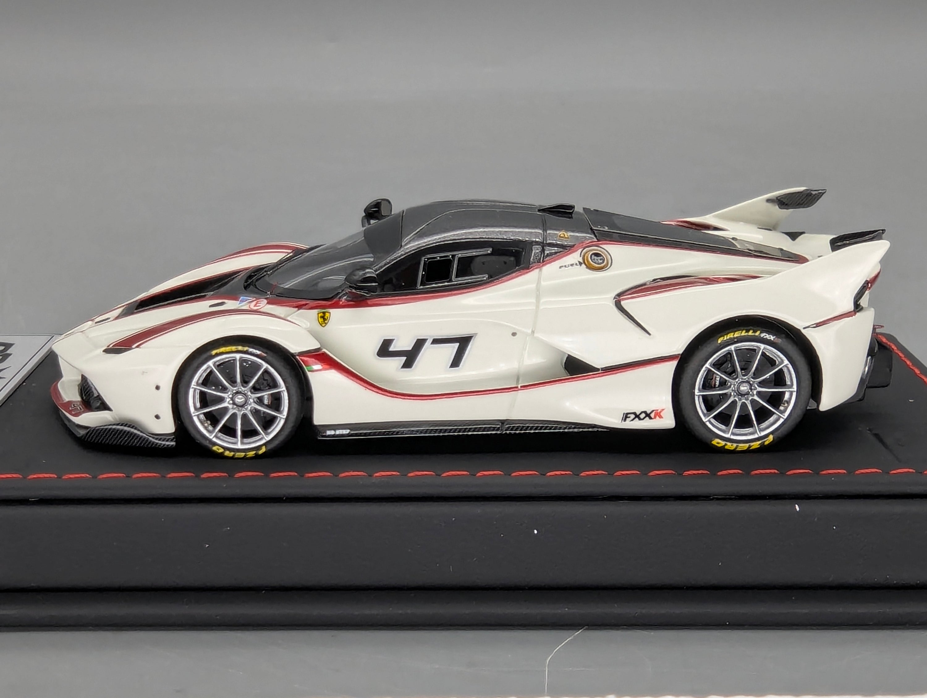 Modellautos 1:43 BBR Deluxe Ferrari FXX-K Gloss Avus White Car #47 Ltd 17/20 OVP