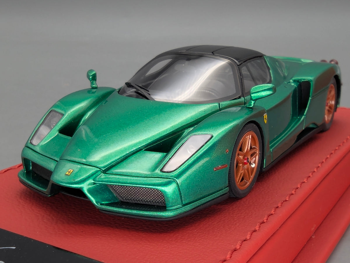 Modellautos 1:43 BBR Deluxe Ferrari Enzo Met. Green Ltd 01/10 mit OVP