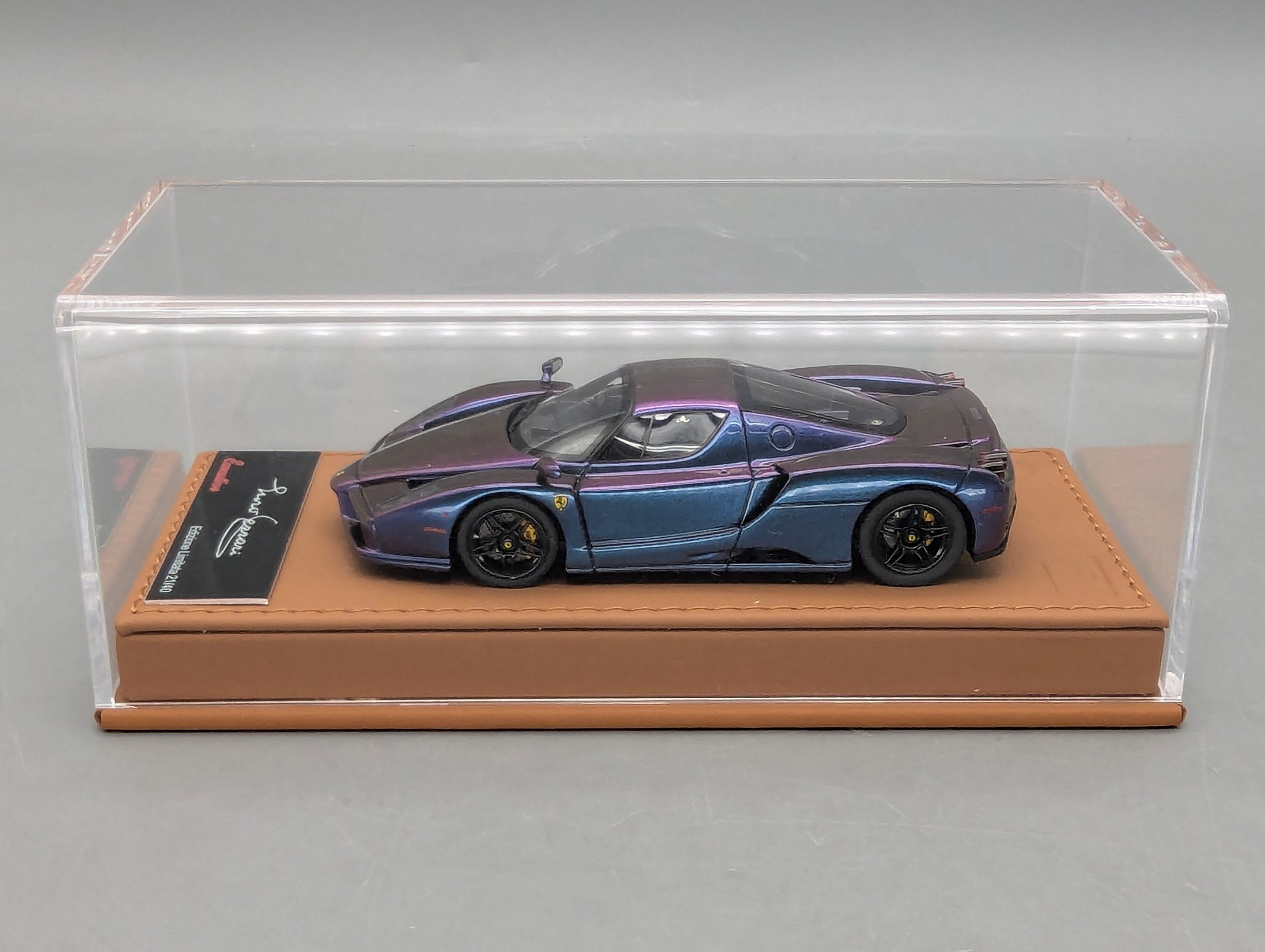 Modellautos 1:43 BBR Executive Calsito Ferrari Enzo Chameleon Gloss Ltd 21/40 OVP