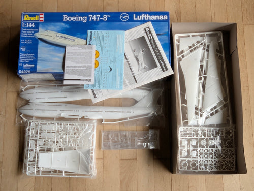 Flugzeug Modell Bausatz 1:144 Revell 04275 Boeing 747-8 Jumbo Jet Lufthansa OVP