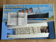 Schiff Modell Bausatz 1:350 Mr. Hobby R.M.S. Lusitania mit OVP