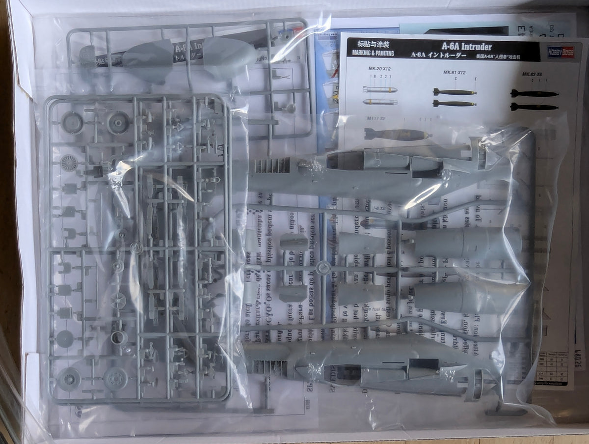 Flugzeug Modell Bausatz 1:48 Hobby Boss 81708 A-6A Intruder mit OVP