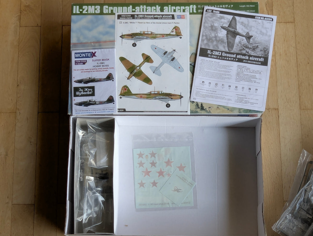Flugzeug Modell Bausatz 1:32 Hobby Boss 83204 IL-2M3 Ground Attack Aircraft mit OVP