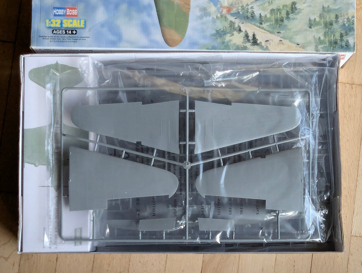 Flugzeug Modell Bausatz 1:32 Hobby Boss 83204 IL-2M3 Ground Attack Aircraft mit OVP