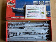 Schiff Modell Bausatz 1:350 Airfix A14201 HMS Illustrious Flugzeugträger mit OVP