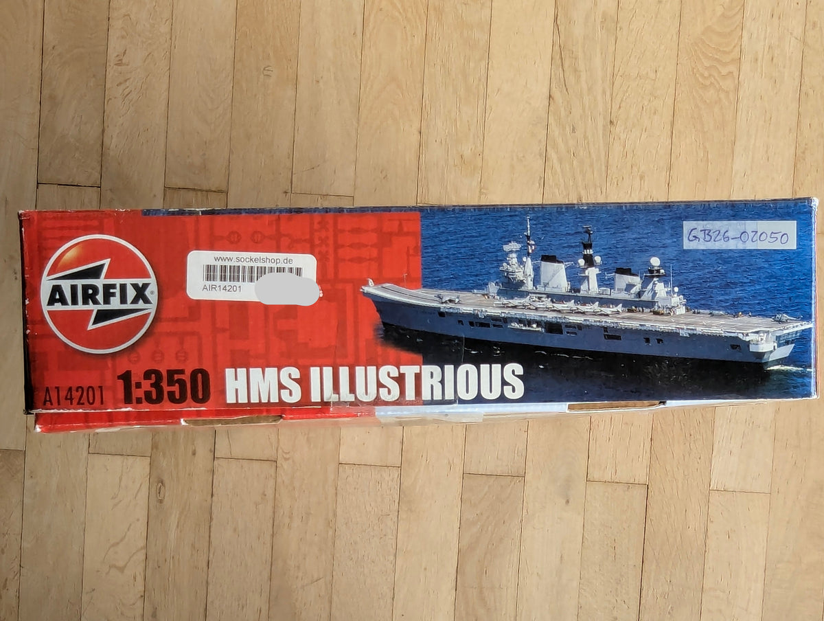 Schiff Modell Bausatz 1:350 Airfix A14201 HMS Illustrious Flugzeugträger mit OVP