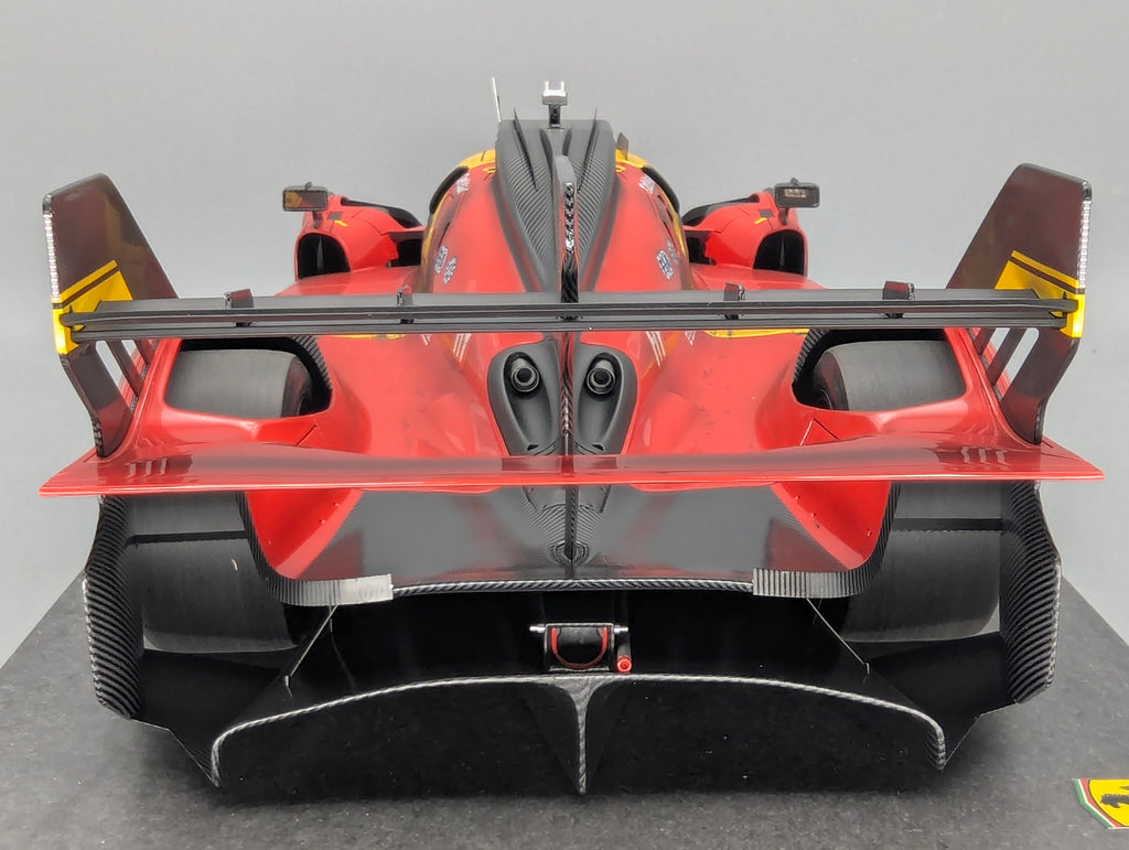 Modellautos 1:12 BBR Ferrari 499P WINNER 24h Le Mans 2023 DIRTY VERSION Ltd 048/299 #51 mit Kofferbox und OVP