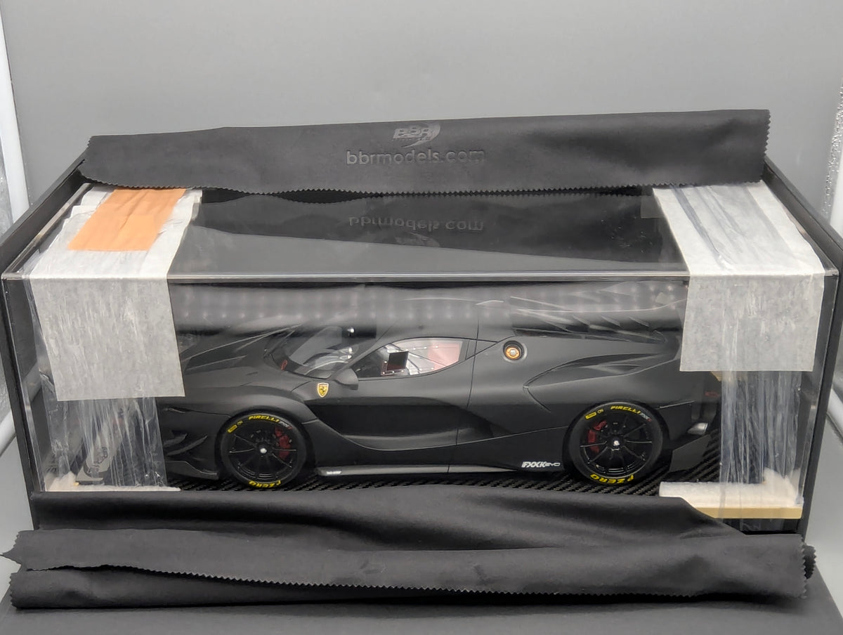 Modellautos 1:12 BBR Ferrari FXX-K EVO Ltd 01/05 Matt Black OVP
