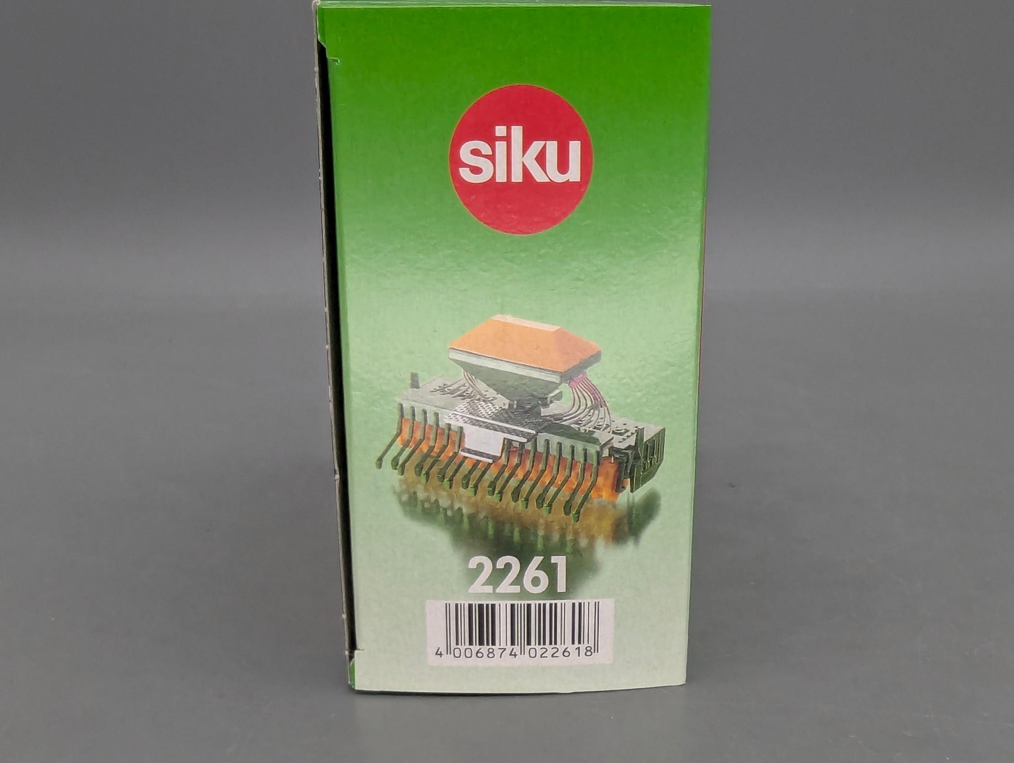 Landwirtschafts Modelle 1:32 Siku Farmer 2261 Saatdrillmaschine mit OVP