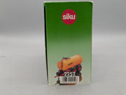 Landwirtschafts Modelle 1:32 Siku Farmer 2252 Vakuum Fasswagen Schuitemaker Robusta OVP