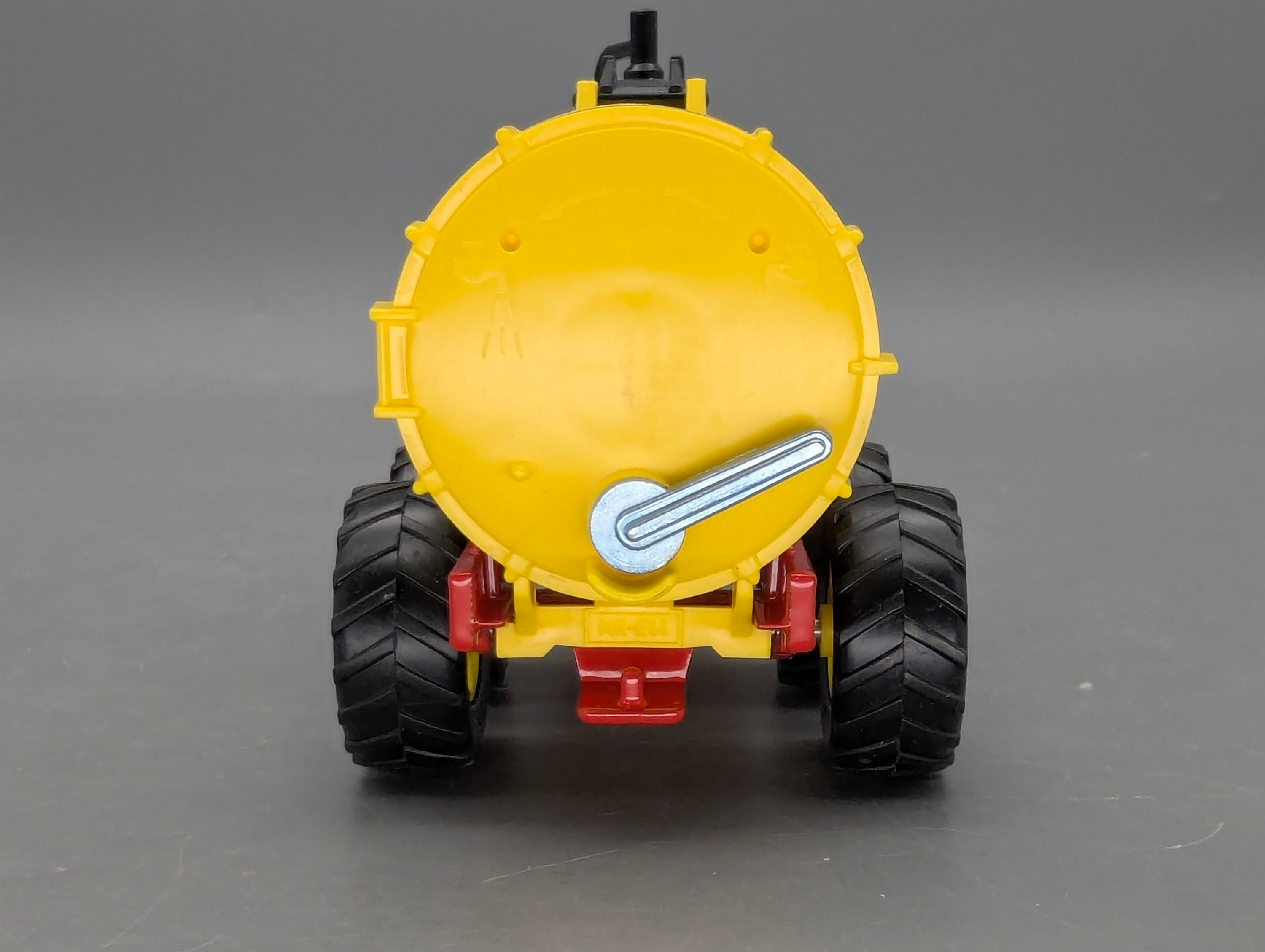 Landwirtschafts Modelle 1:32 Siku Farmer 2252 Vakuum Fasswagen Fiegl OVP