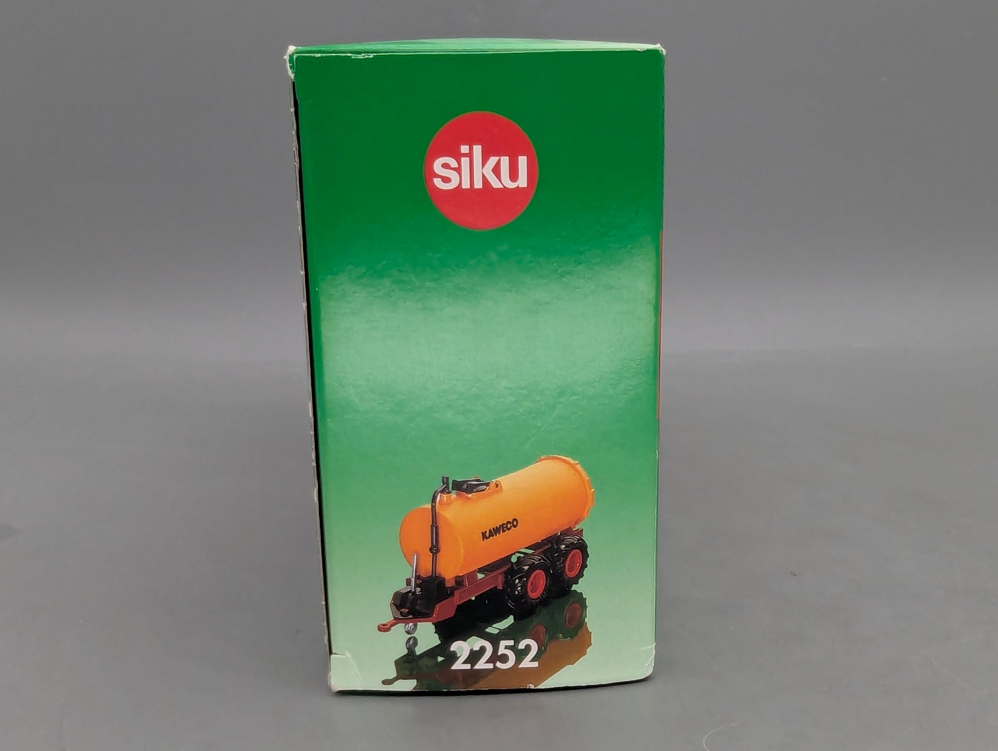 Landwirtschafts Modelle 1:32 Siku Farmer 2252 Vakuum Fasswagen Fiegl OVP