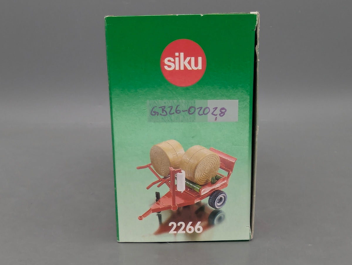 Landwirtschafts Modelle 1:32 Siku Farmer 2266 Rundballenwickler mit 2 Rundballen und OVP