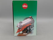 Landwirtschafts Modelle 1:32 Siku Farmer 2869 Vakuum Fasswagen mit Injektionsanlage OVP