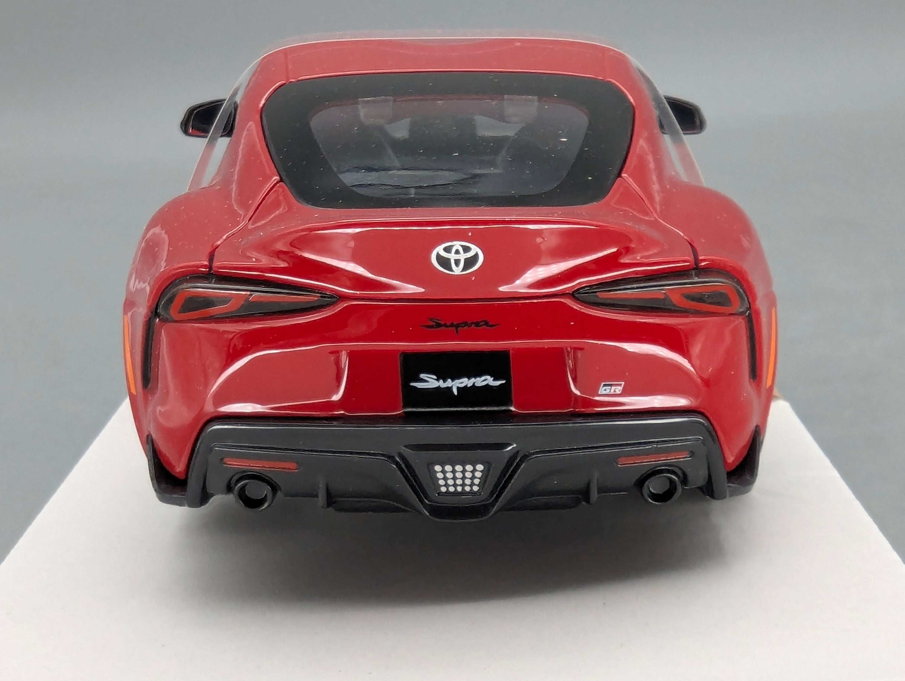 Modellautos 1:24 Maisto Toyota GR Supra mit OVP