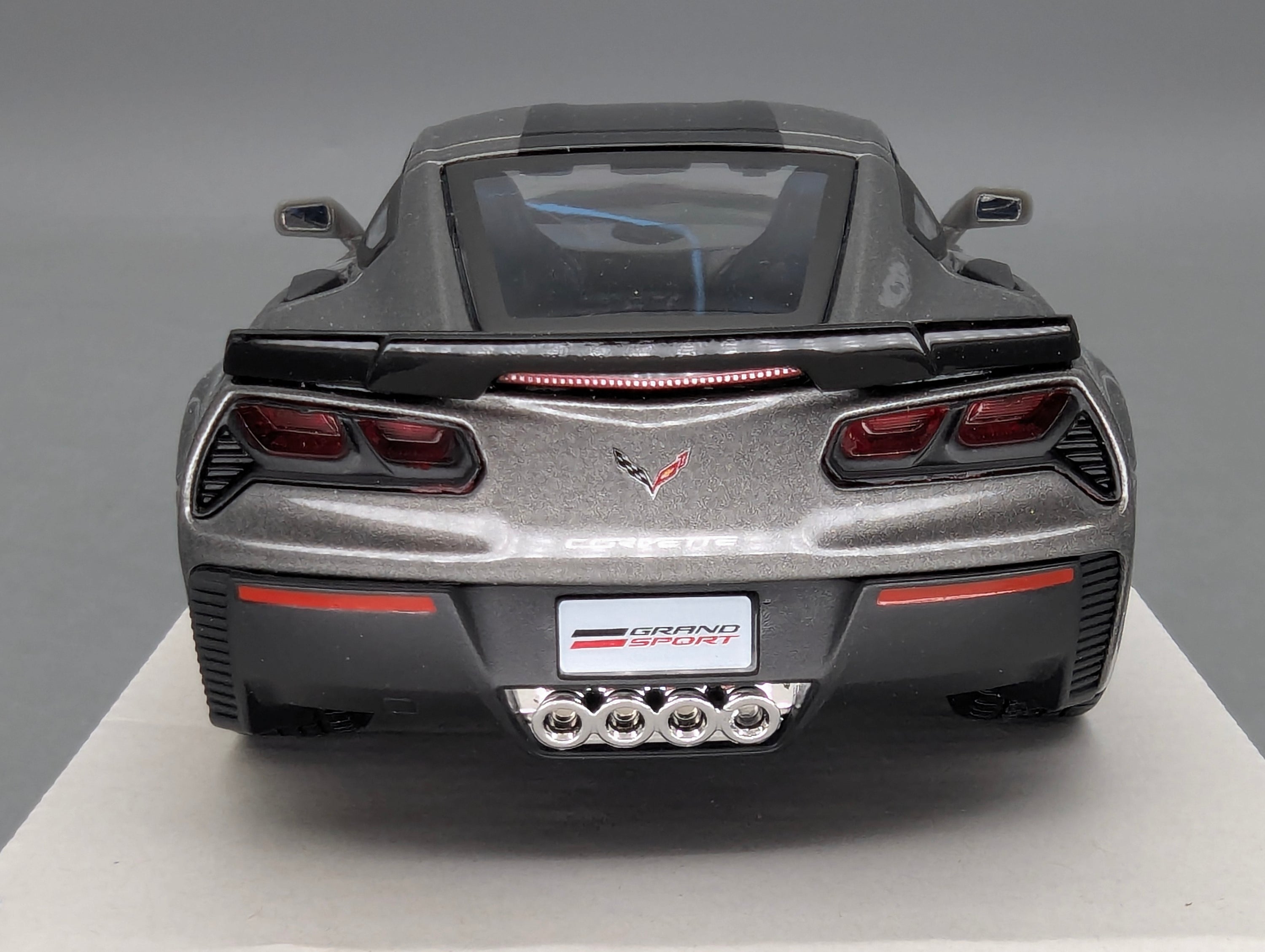 Modellautos 1:24 Maisto Chevrolet Corvette Grand Sport 2017 mit OVP