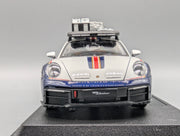 Modellautos 1:24 Bburago Porsche 911 Dakar #953 mit Dealer OVP