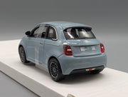 Modellautos 1:24 Bburago Fiat 500e Blau 2023 mit OVP