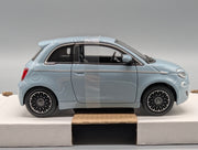 Modellautos 1:24 Bburago Fiat 500e Blau 2023 mit OVP