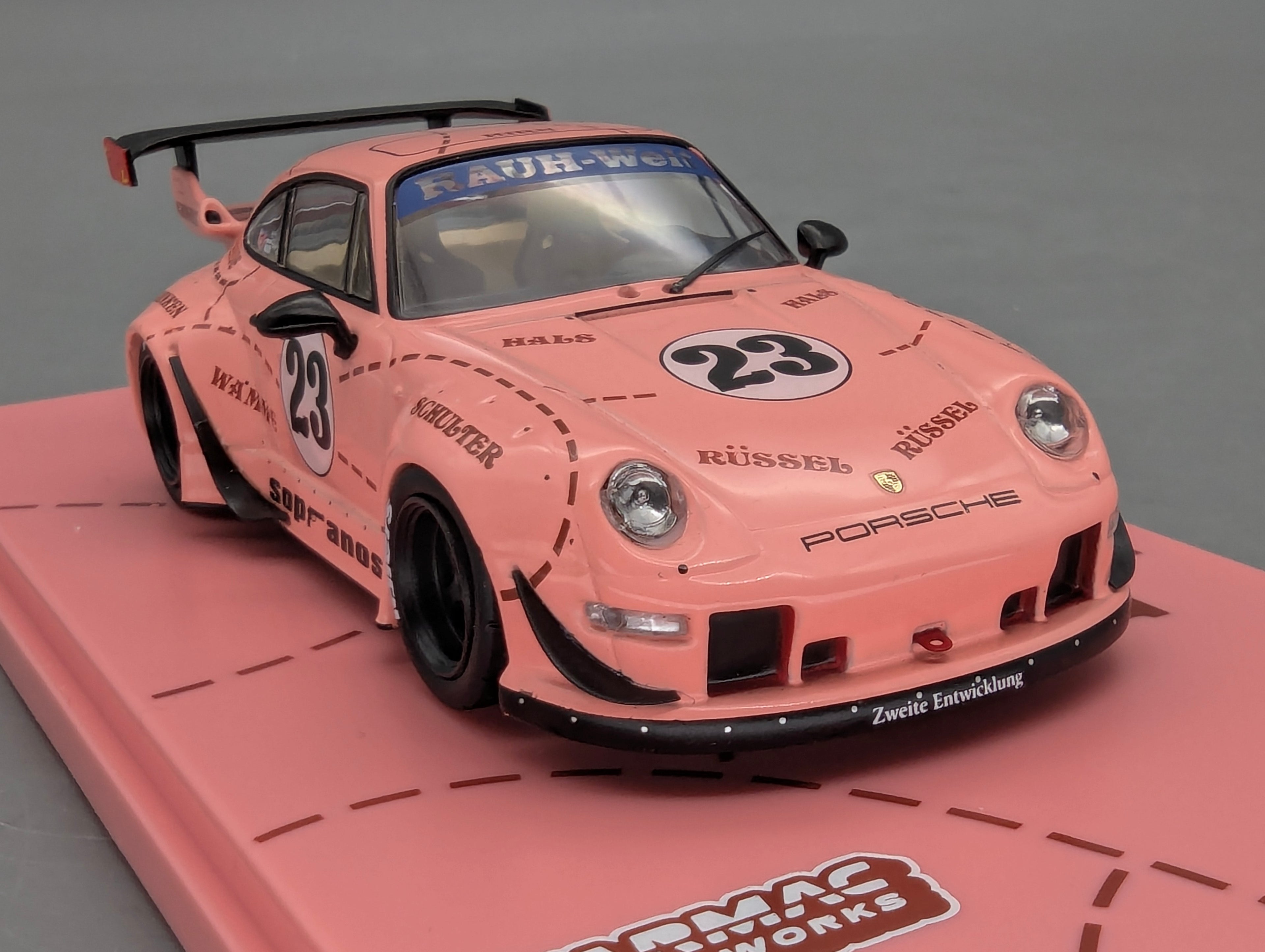 Modellautos 1:43 Tarmac Porsche 911 RWB 993 Sopranos Pink Pig #23 mit OVP