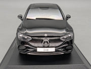 Modellautos 1:43 Herpa Mercedes Benz EQE Obsidianschwarz Schwarz Dealer OVP