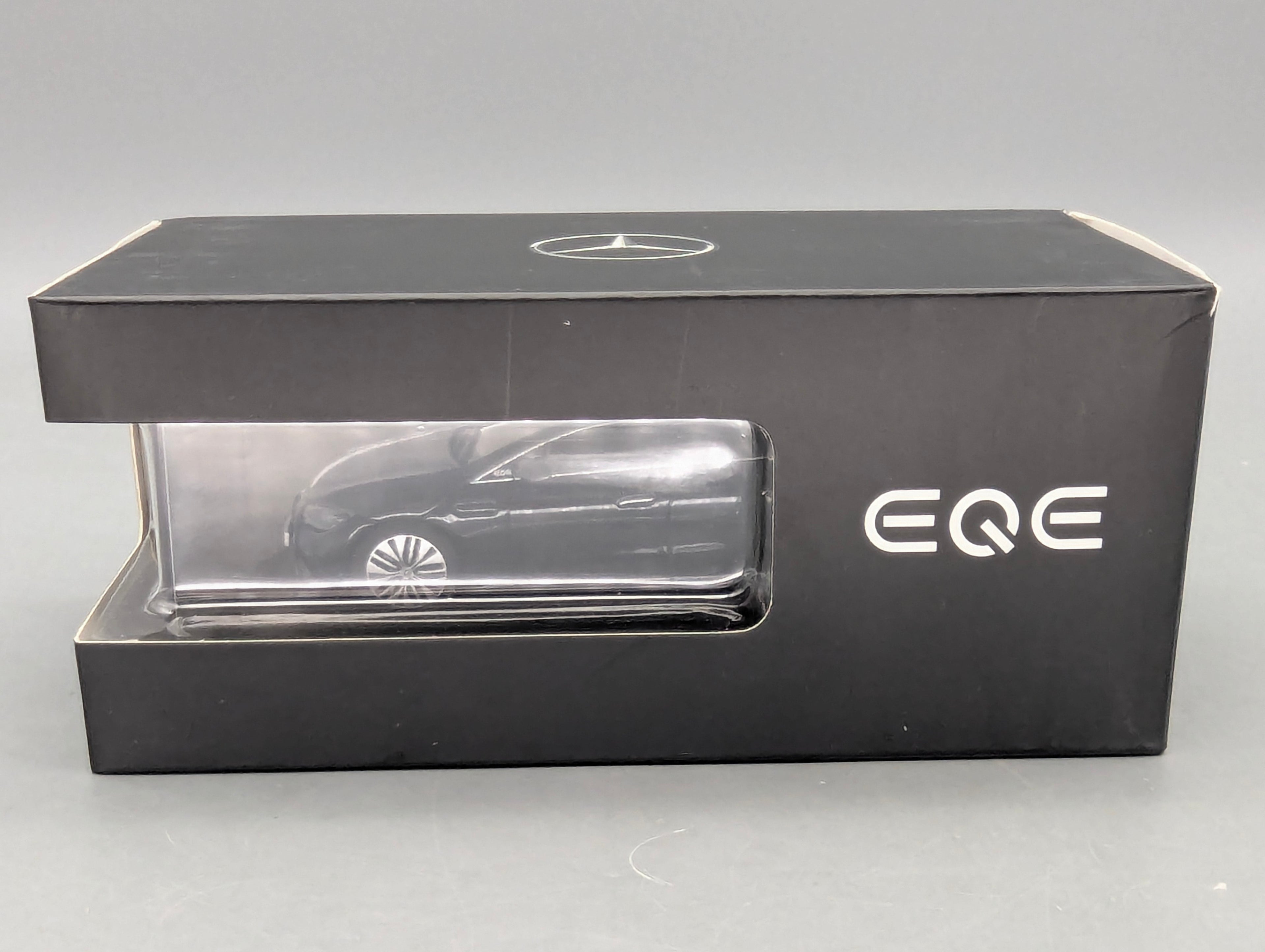 Modellautos 1:43 Herpa Mercedes Benz EQE Obsidianschwarz Schwarz Dealer OVP