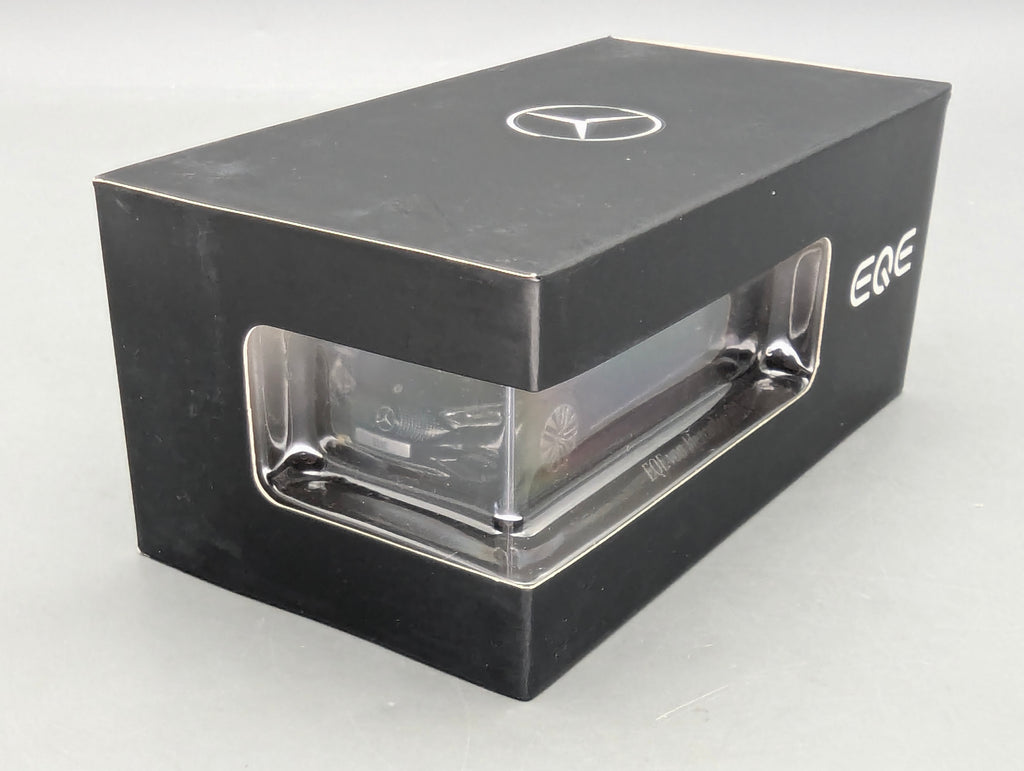 Modellautos 1:43 Herpa Mercedes Benz EQE Obsidianschwarz Schwarz Dealer OVP