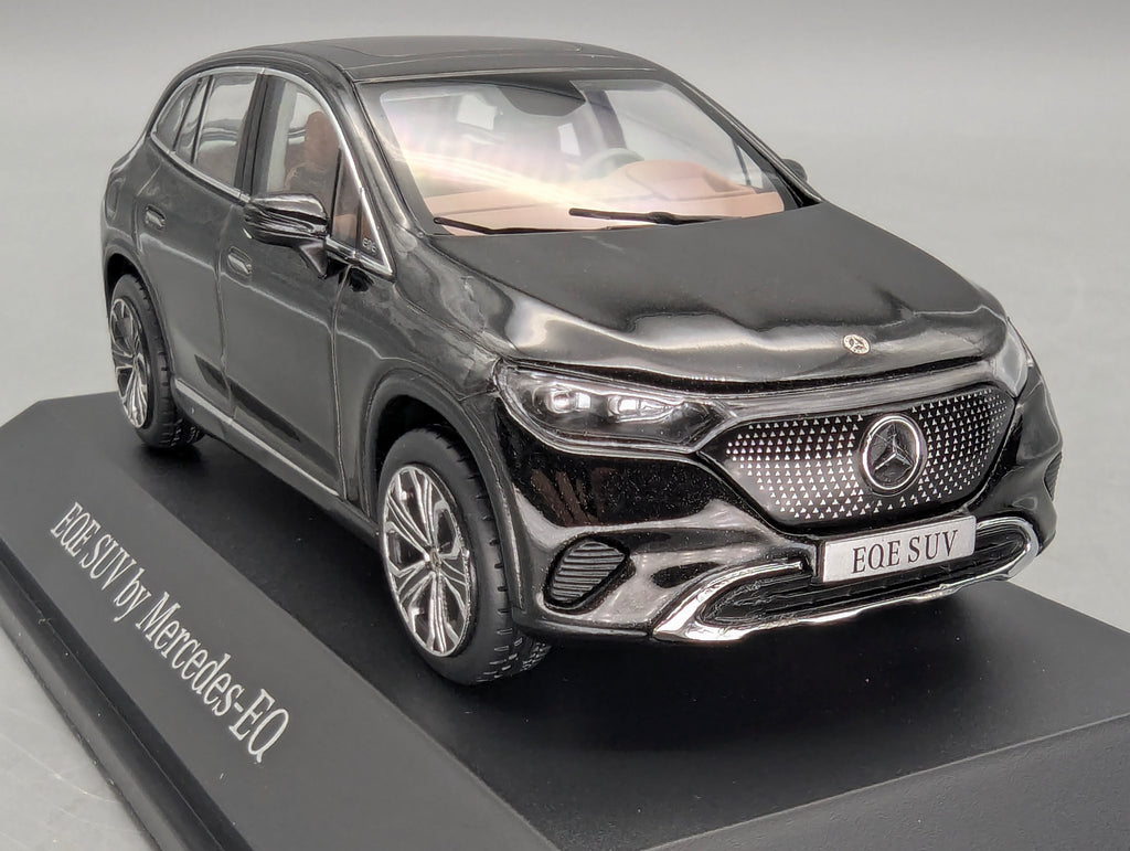 Modellautos 1:43 Spark Mercedes Benz EQE SUV Obsidianschwarz Schwarz mit OVP