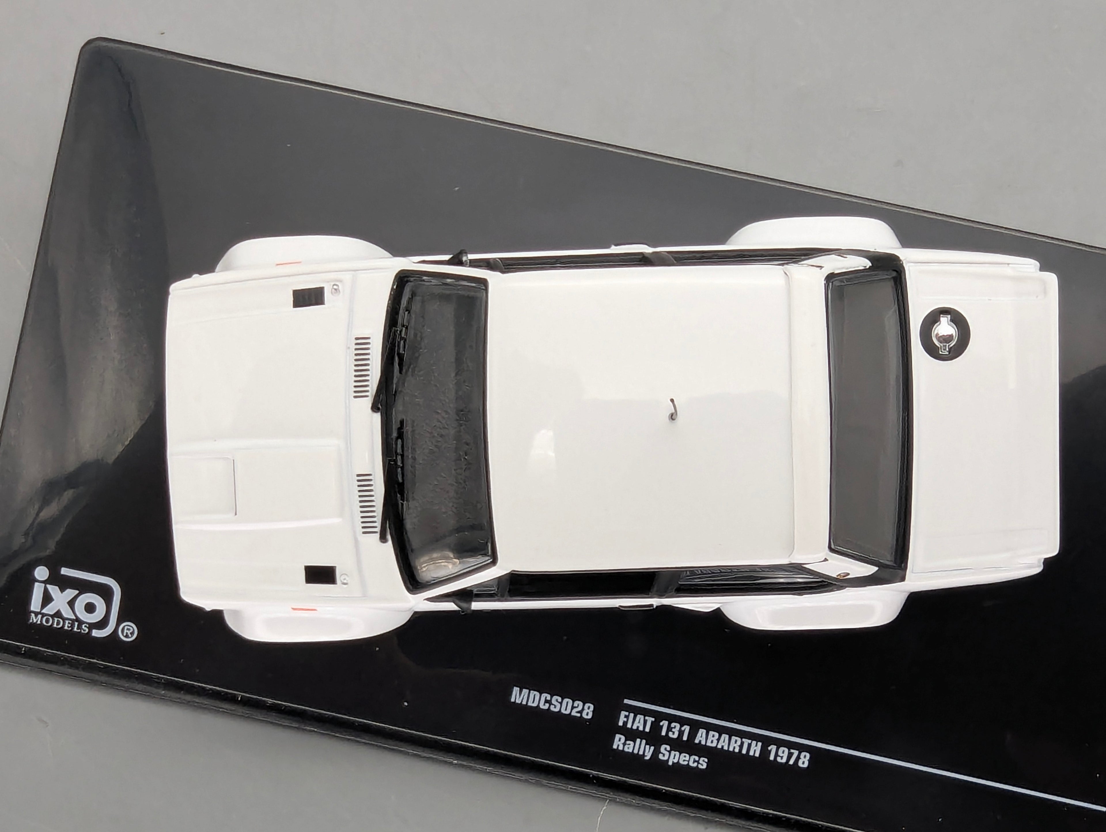 Coches en miniatura 1:43 Minichamps Mercedes Benz SL65 AMG Black Series Plata con embalaje original