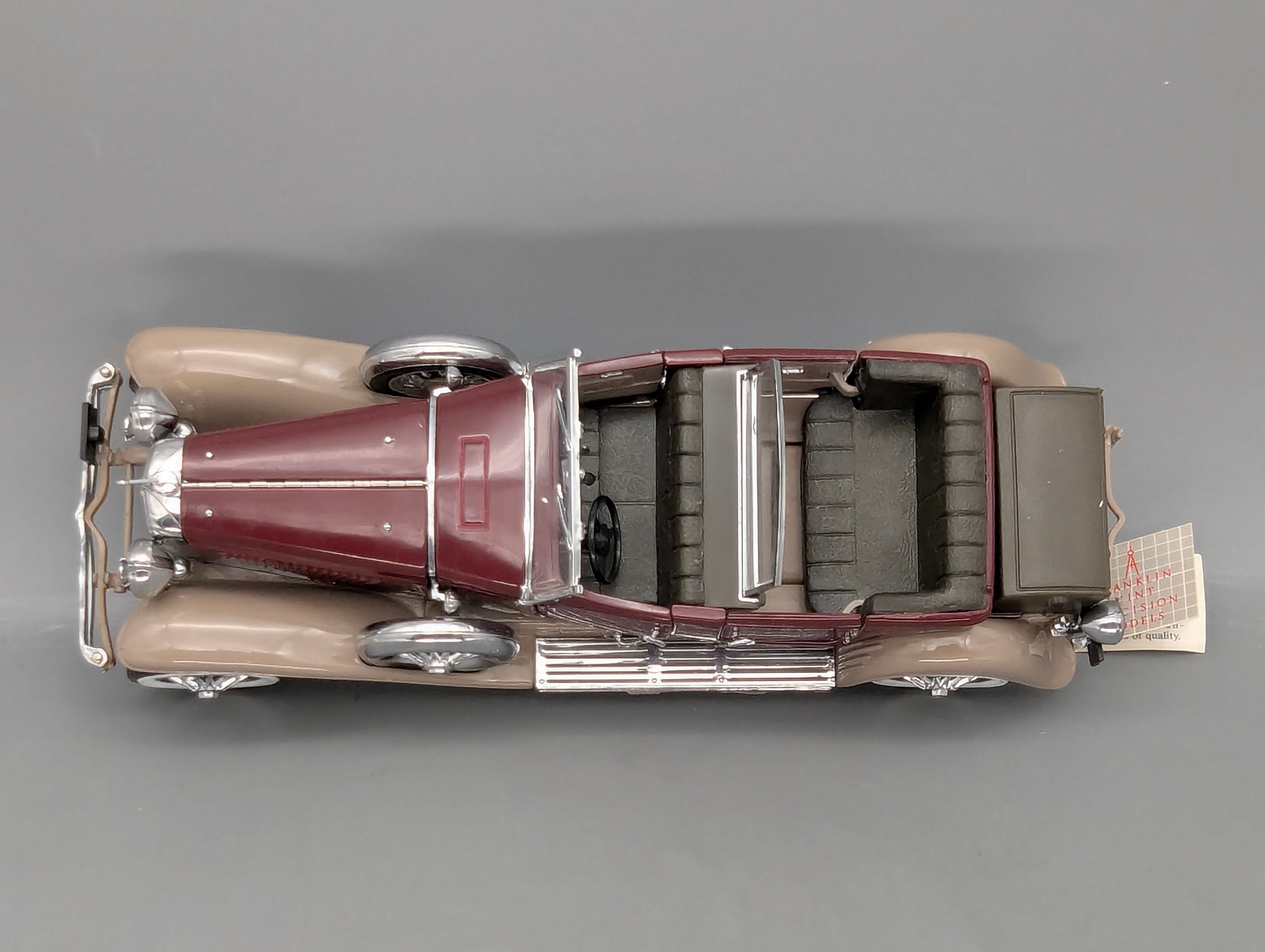 Modellautos 1:24 Franklin Mint Duesenberg J Derham Tourster Weinrot in Styroporbox
