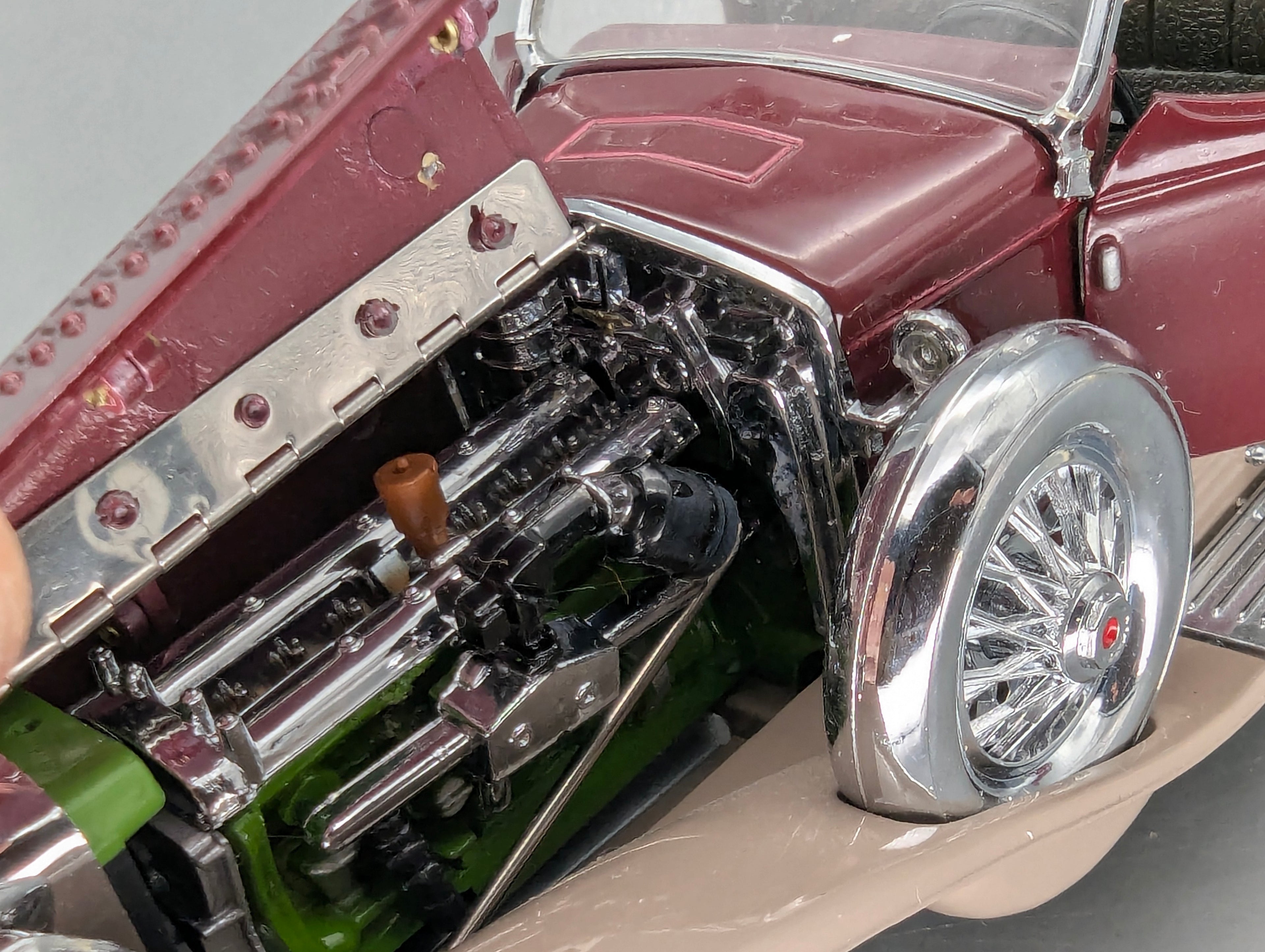 Modellautos 1:24 Franklin Mint Duesenberg J Derham Tourster Weinrot in Styroporbox