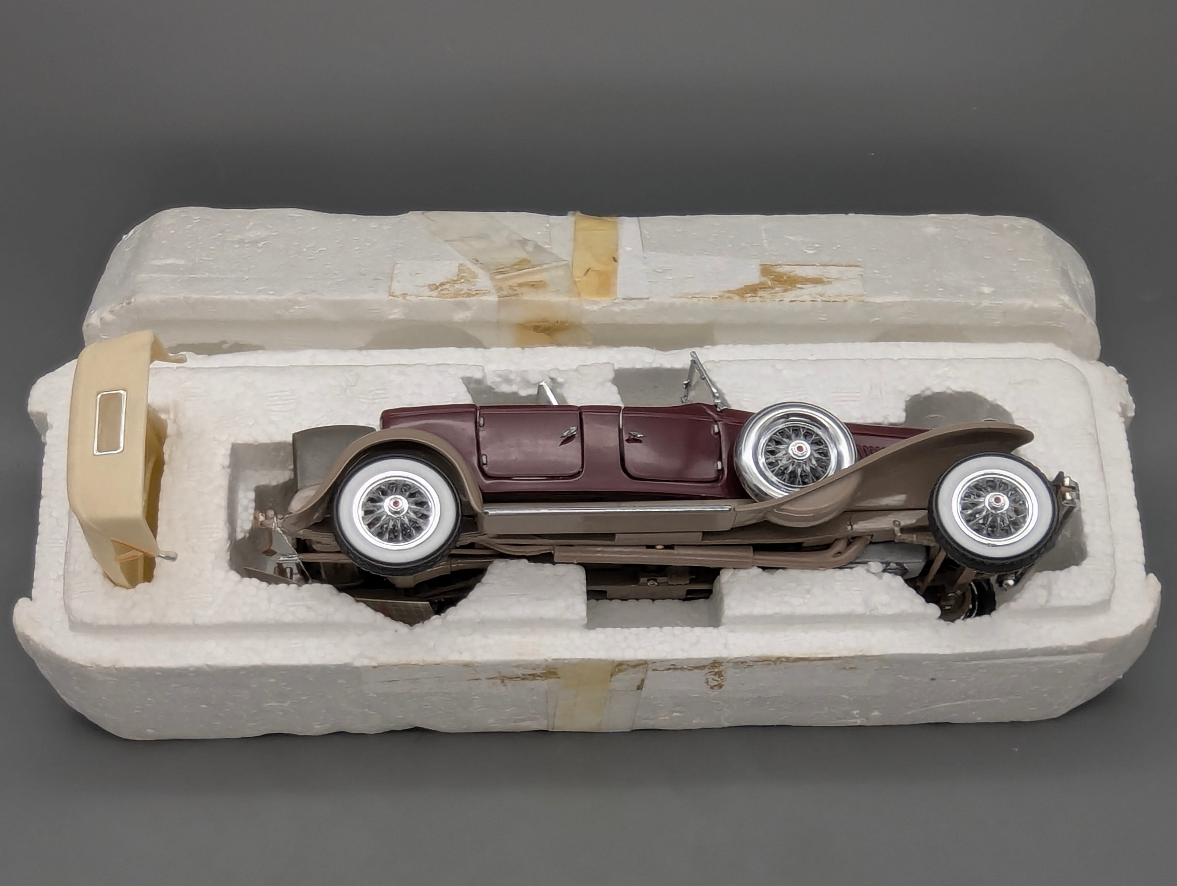 Modellautos 1:24 Franklin Mint Duesenberg J Derham Tourster Weinrot in Styroporbox