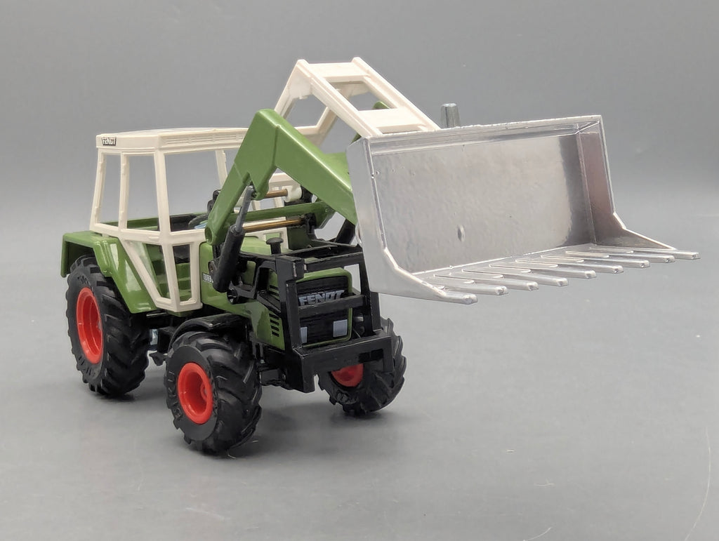 Model Cars 1:12 Premium ClassiXXs BMW Isetta "Export" Light Blue with Original Packaging
