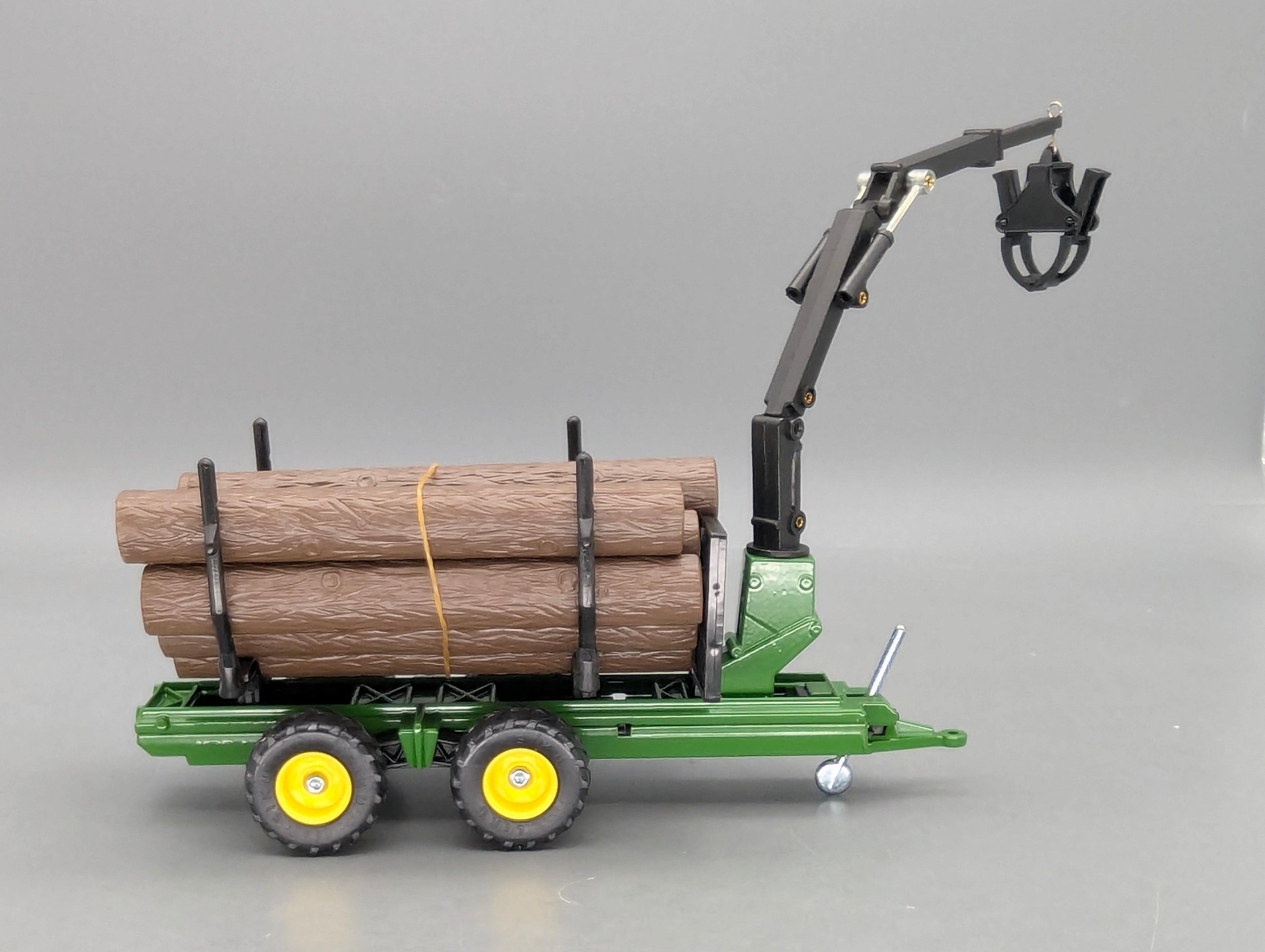 Landwirtschafts Modelle 1:32 Siku Farmer 3155 Forstanhänger mit OVP