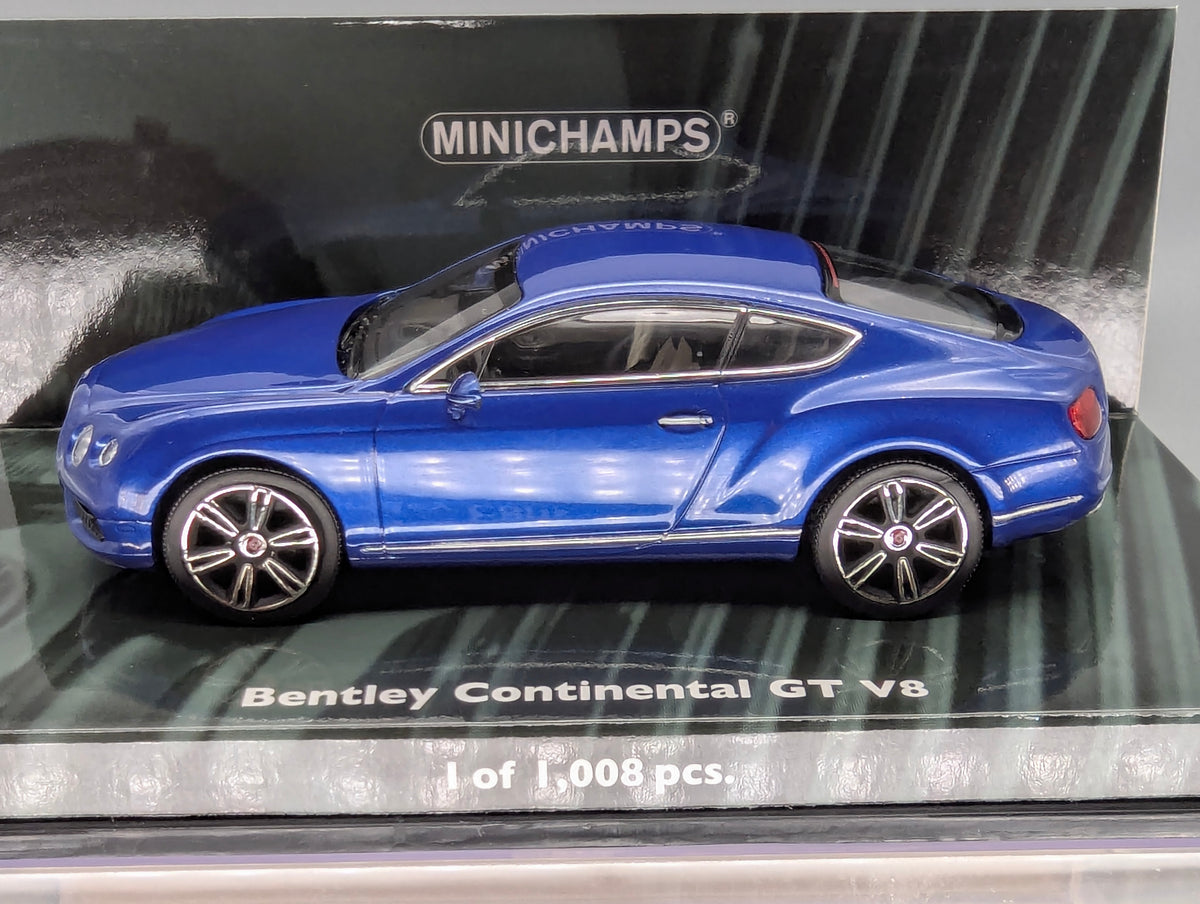 Modellautos 1:43 Minichamps Bentley Continental GT V8 2011 Blue Metallic mit OVP