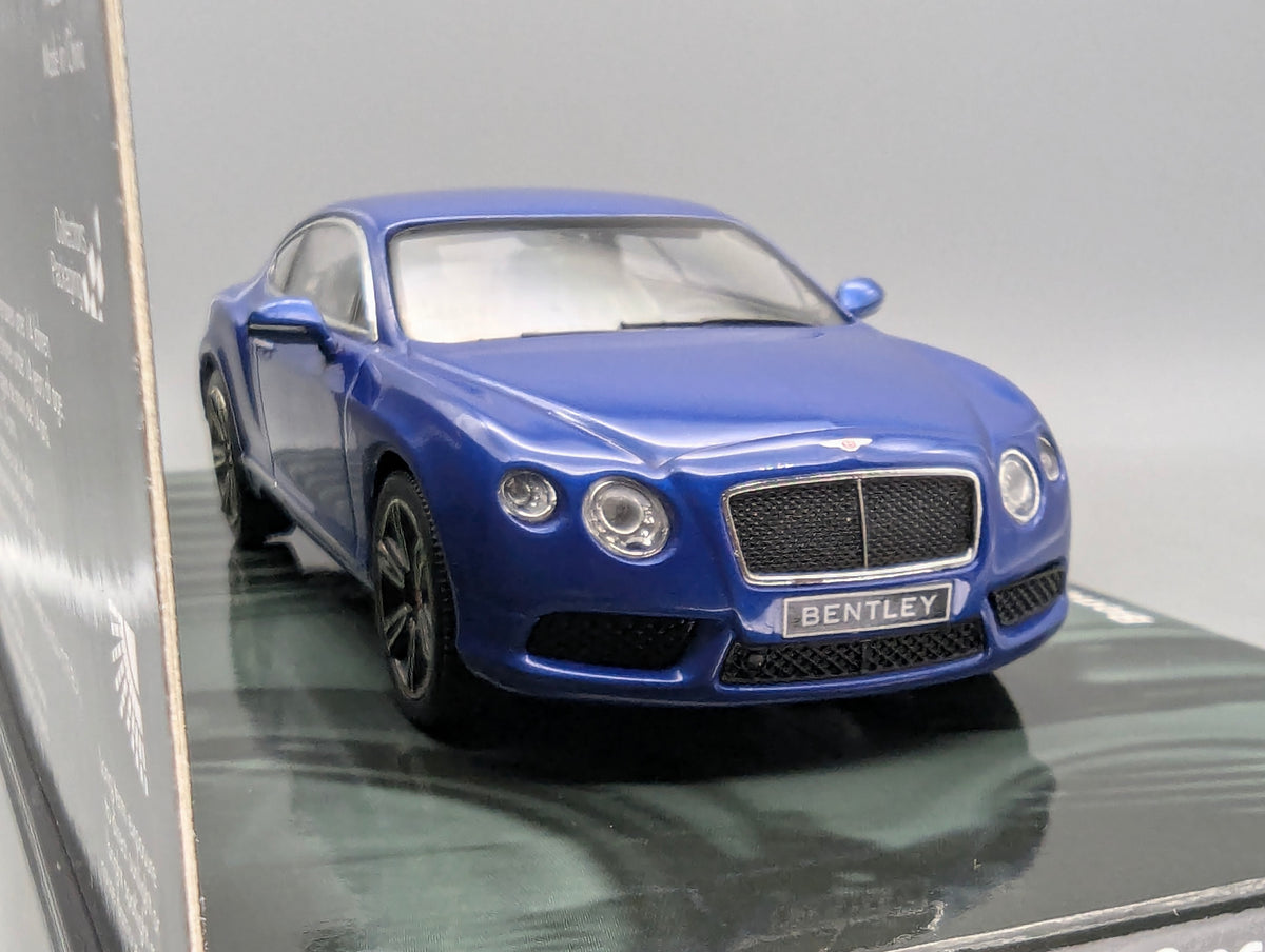 Modellautos 1:43 Minichamps Bentley Continental GT V8 2011 Blue Metallic mit OVP