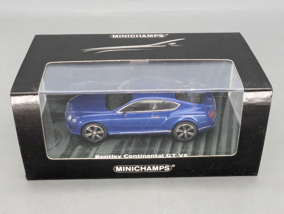 Modellautos 1:43 Minichamps Bentley Continental GT V8 2011 Blue Metallic mit OVP