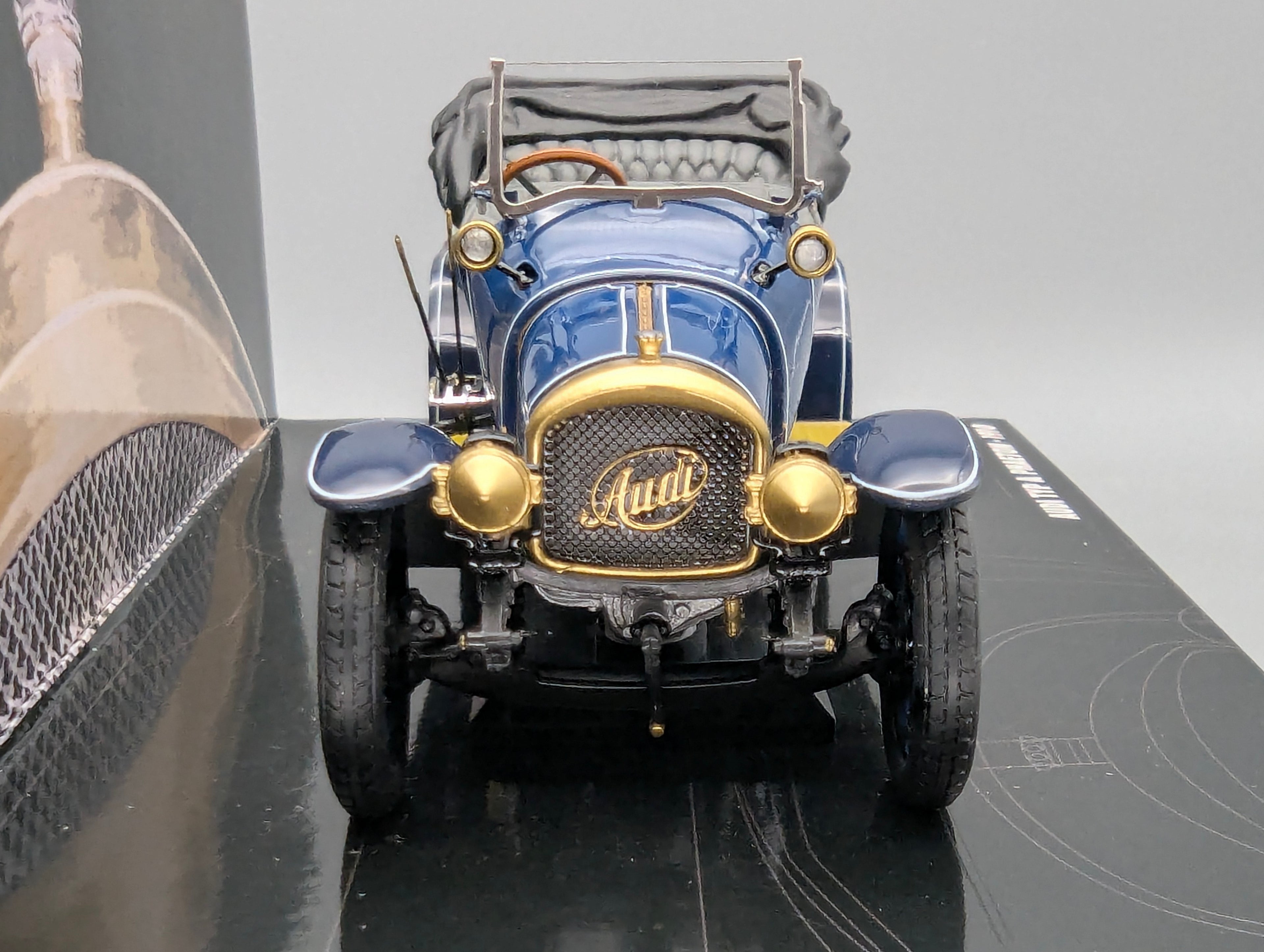 Coches en miniatura 1:43 Minichamps Mercedes Benz SL65 AMG Black Series Plata con embalaje original