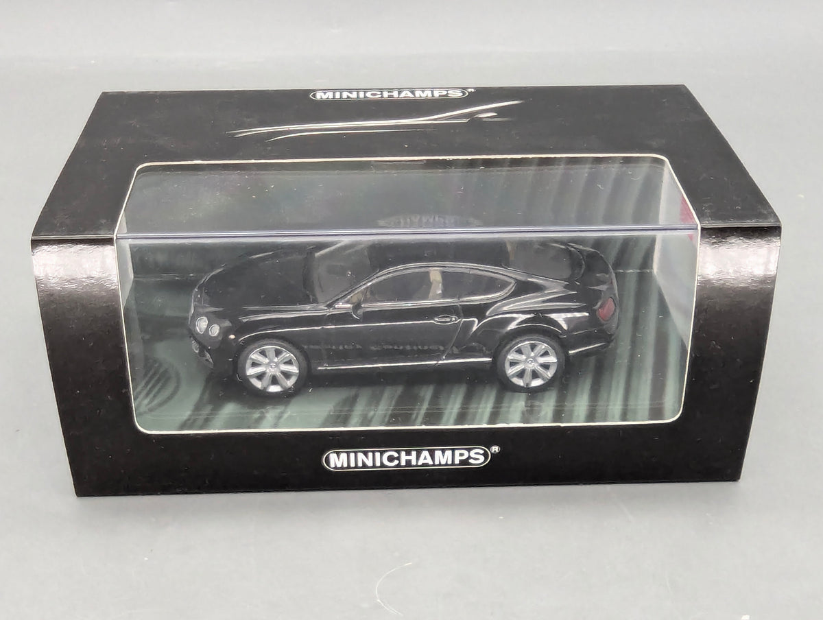 Modellautos 1:43 Minichamps Bentley Continental GT 2011 Black Schwarz mit OVP