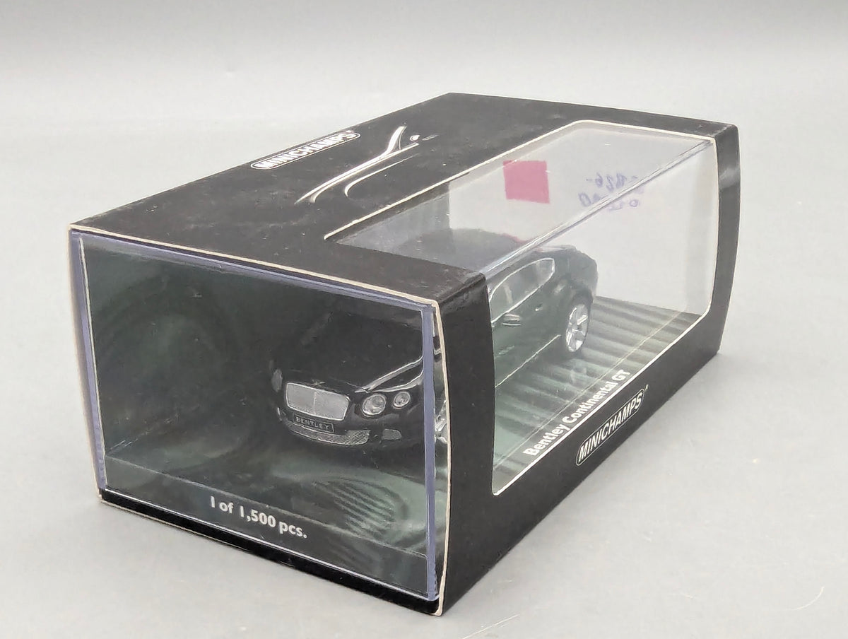 Modellautos 1:43 Minichamps Bentley Continental GT 2011 Black Schwarz mit OVP