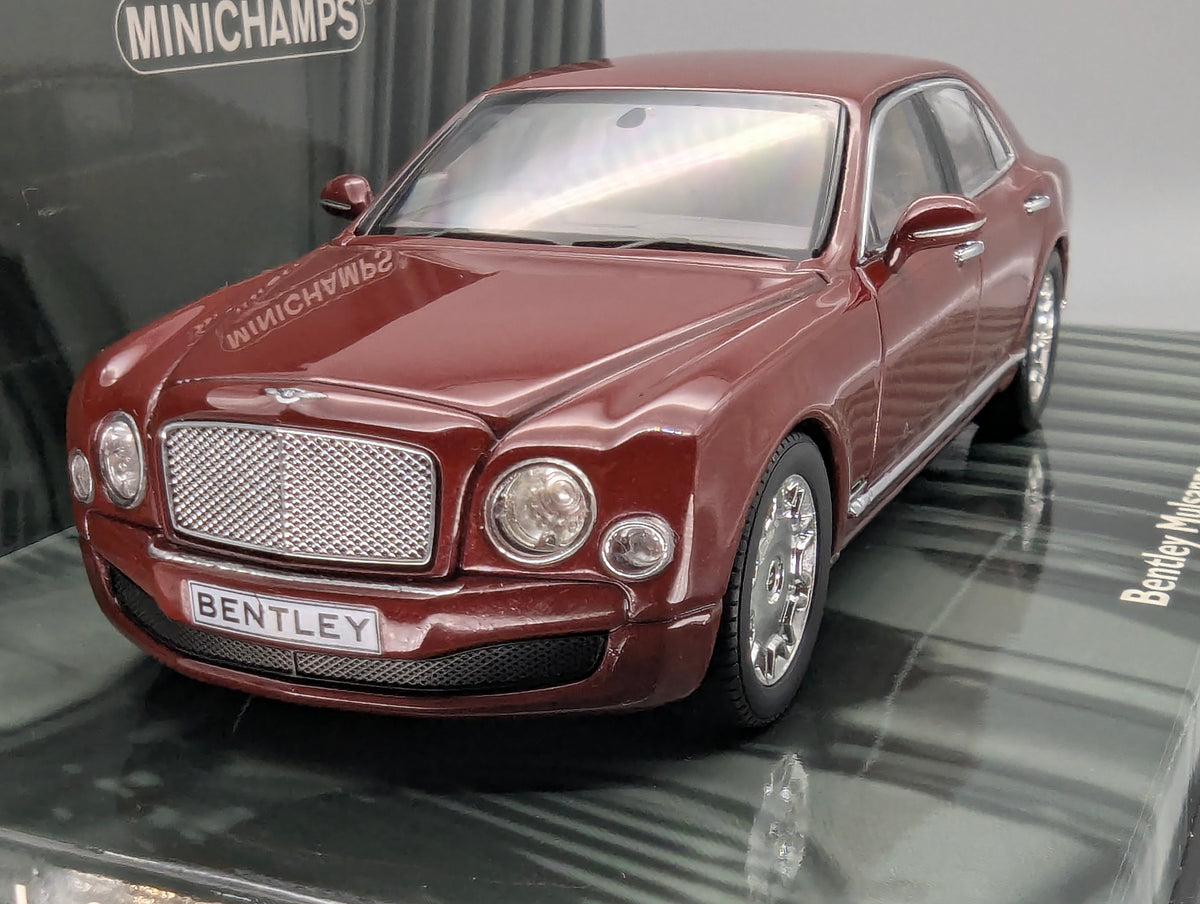 Modellautos 1:43 Minichamps Bentley Mulsanne 2010 Red Metallic mit OVP