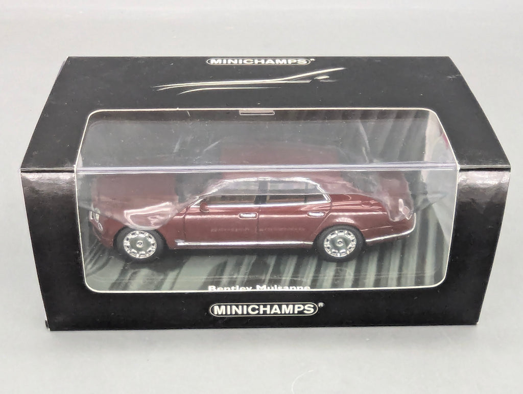 Modellautos 1:43 Minichamps Bentley Mulsanne 2010 Red Metallic mit OVP