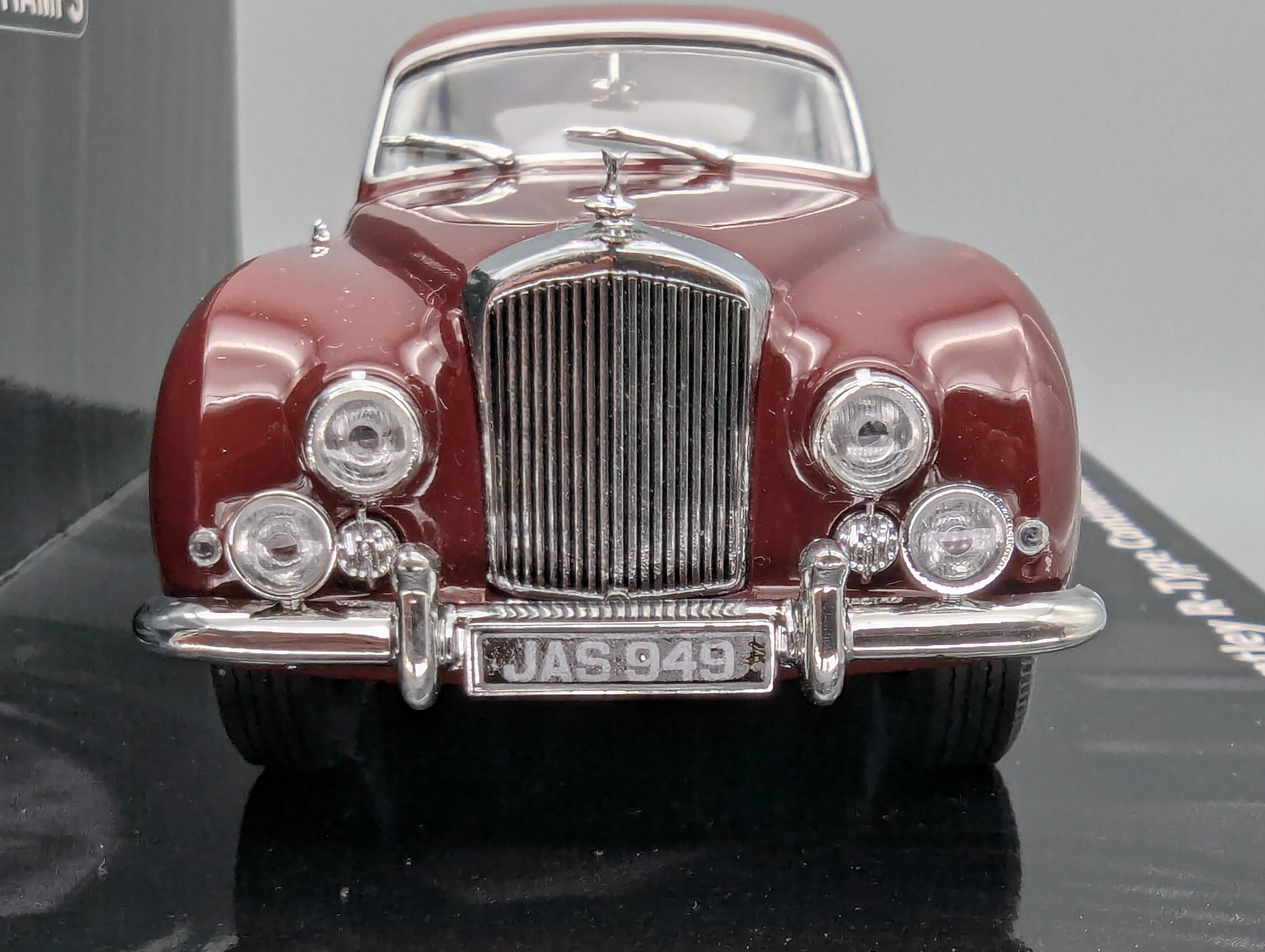 Modellautos 1:43 Minichamps Bentley R-Type Continental 1955 Red mit OVP