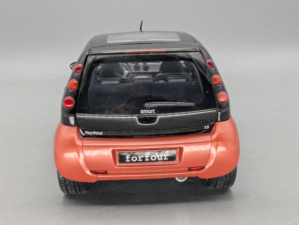 Coches en miniatura 1:43 Minichamps Mercedes Benz SL65 AMG Black Series Plata con embalaje original