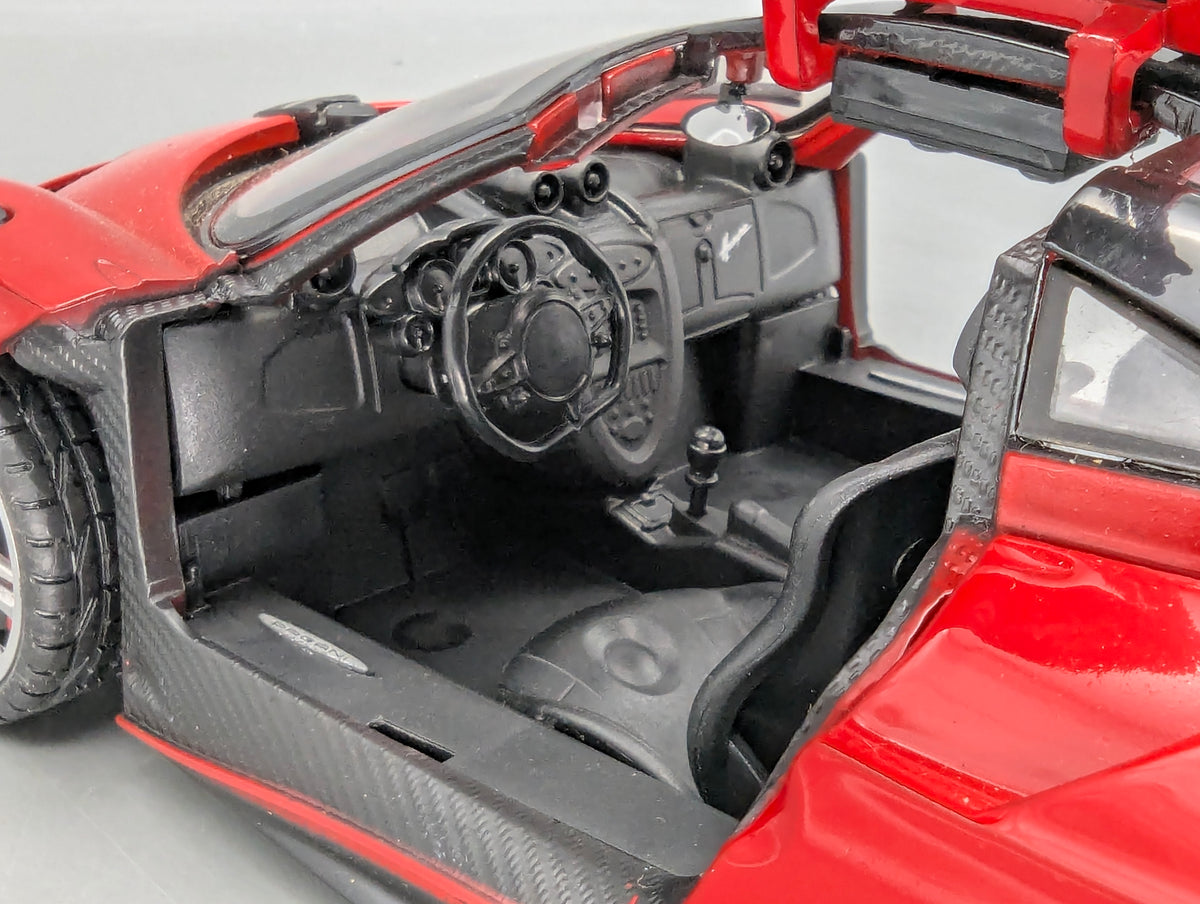 Modellautos 1:18 Motor Max Pagani Huayra Rot Schwarz mit OVP