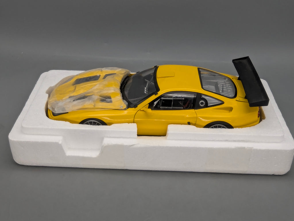 Modellautos 1:18 Kyosho Ferrari 575 GTC 2004 Yellow mit OVP
