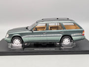 Modellautos 1:18 Triple 9 Mercedes Benz E-Klasse T-Modell S124 E 300 Turbodiesel Malachitgrün OVP
