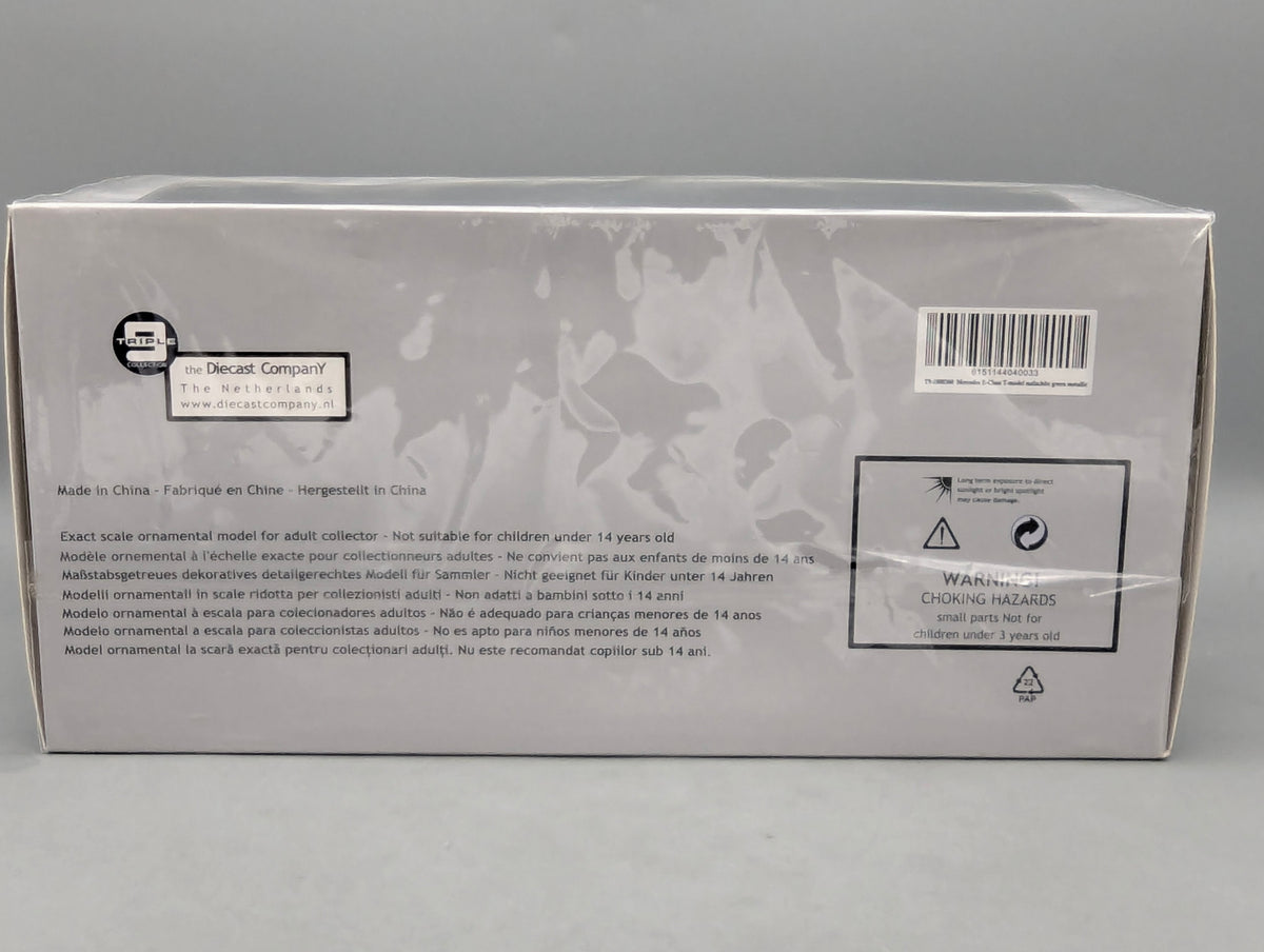 Modellautos 1:18 Triple 9 Mercedes Benz E-Klasse T-Modell S124 E 300 Turbodiesel Malachitgrün OVP