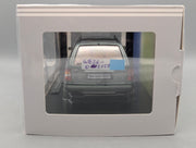 Modellautos 1:18 Triple 9 Mercedes Benz E-Klasse T-Modell S124 E 300 Turbodiesel Malachitgrün OVP